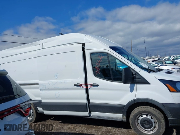 2023 Ford Transit Cargo with VIN 1FTBR3X86PKA69978, listed as a IAAI auction lot 41815672 with 60,590 mi miles and . Bid and sale history available at DreamBid. Image 13.