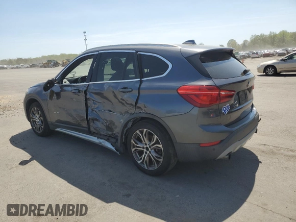 2017 BMW X1 xDrive28i z VIN WBXHT3Z37H4A54544, wystawiony jako Copart lot #55019535 z przebiegiem 76 822 mil mil oraz Szkoda całkowita • Salvage title. Historia ofert i sprzedaży dostępna na DreamBid. Obrazek 2.