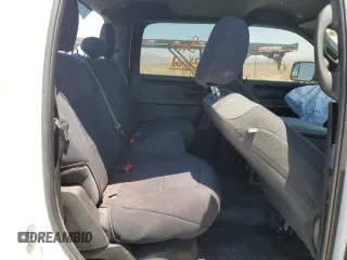 2022 Ram 2500 Tradesman z VIN 3C6UR4CJ5NG296596, wystawiony jako Copart lot #60593573 z przebiegiem Nie podano mil oraz . Historia ofert i sprzedaży dostępna na DreamBid. Obrazek 10.