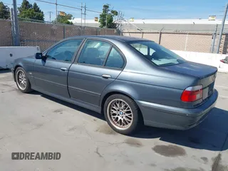 2001 BMW 5 Series 530i z VIN WBADT63461CF06054, wystawiony jako IAAI lot #42465431 z przebiegiem 215 571 mil mil oraz . Historia ofert i sprzedaży dostępna na DreamBid. Obrazek 3.