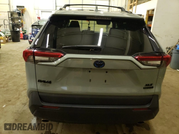 2019 Toyota RAV4 with VIN DPSMN17918, listed as a Copart auction lot 42574364 with 17,990 mi miles and . Bid and sale history available at DreamBid. Image 6.