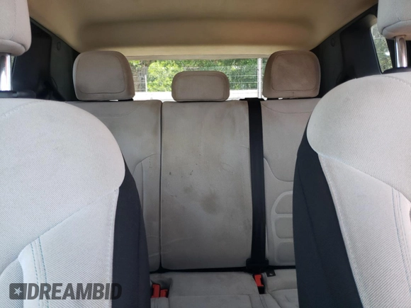 2020 Jeep Renegade Latitude with VIN ZACNJABB2LPL86875, listed as a Copart auction lot 57559765 with 59,806 mi miles and Salvage title. Bid and sale history available at DreamBid. Image 10.