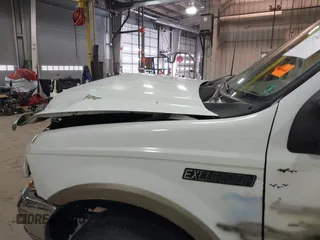 2000 Ford Excursion Limited с VIN 1FMSU43F8YED45694, выставлен на аукционе IAAI как лот 41547949 с пробегом 234 845 миль миль и . История ставок и продаж доступна на DreamBid. Изображение 21.