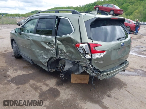 2020 Subaru Forester Limited with VIN JF2SKAUC9LH541455, listed as a IAAI auction lot 42201041 with 50,128 mi miles and . Bid and sale history available at DreamBid. Image 3.