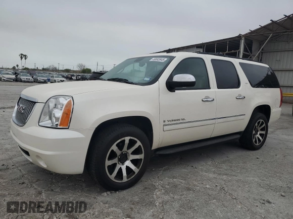 2009 GMC Yukon XL SLT w/4SB with VIN 1GKFC36J39R178579, listed as a Copart auction lot 49693945 with 209,135 mi miles and Salvage Title. Bid and sale history available at carsss.com. Image 1.