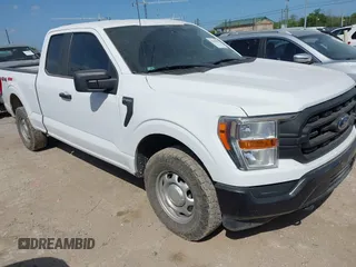 2022 Ford F-150 XL with VIN 1FTFX1E55NKD43883, listed as a IAAI auction lot 42500272 with 58,867 mi miles and . Bid and sale history available at DreamBid. Image 1.