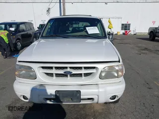 2000 Ford Explorer с VIN 1FMZU85P5YZB46204, выставлен на аукционе IAAI как лот 41550252 с пробегом 243 013 миль миль и . История ставок и продаж доступна на DreamBid. Изображение 12.