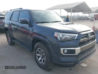 2024 Toyota 4Runner TRD Off Road with VIN JTERU5JR2R6295940, listed as a IAAI auction lot 42617147 with 11,593 mi miles and . Bid and sale history available at DreamBid. Image 1.