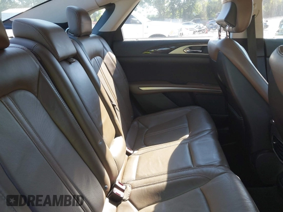 2014 Lincoln MKZ Hybrid with VIN 3LN6L2LU6ER835342, listed as a IAAI auction lot 42741532 with 156,580 mi miles and . Bid and sale history available at DreamBid. Image 8.