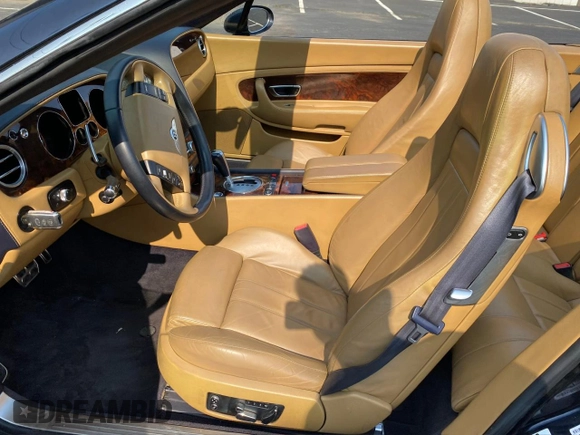 2007 Bentley Continental GT with VIN SCBDR33W17C043914, listed as a Copart auction lot 55409955 with 67,117 mi miles and Clean Title. Bid and sale history available at DreamBid. Image 9.