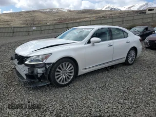 2017 Lexus LS 460 z VIN JTHCL5EF9H5028312, wystawiony jako Copart lot #50849665 z przebiegiem 67 661 mil mil oraz Szkody całkowita. Historia ofert i sprzedaży dostępna na DreamBid. Obrazek 1.