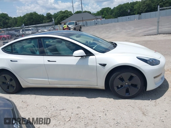 2023 Tesla Model 3 с VIN 5YJ3E1EA0PF483099, выставлен на аукционе IAAI как лот 42545197 с пробегом 72 592 миль миль и . История ставок и продаж доступна на DreamBid. Изображение 13.