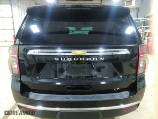 2024 Chevrolet Suburban LT with VIN 1GNSKCKD0RR129408, listed as a IAAI auction lot 41752828 with 39,426 mi miles. Bid and sale history available at carsss.com. Image 15.