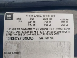 2001 Cadillac DeVille DHS z VIN 1G6KE57YX1U190955, wystawiony jako IAAI lot #41941668 z przebiegiem 191 040 mil mil oraz . Historia ofert i sprzedaży dostępna na DreamBid. Obrazek 9.