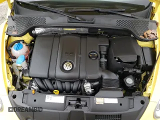 2013 Volkswagen Beetle 2.5L with VIN 3VW5P7AT5DM831285, listed as a Copart auction lot 53513525 with 31,102 mi miles and Salvage Title. Bid and sale history available at DreamBid. Image 11.