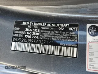 2019 Mercedes-Benz CLS 450 with VIN WDD2J5JB9KA027171, listed as a Copart auction lot 60758935 with 64,287 mi miles and Salvage title. Bid and sale history available at DreamBid. Image 13.