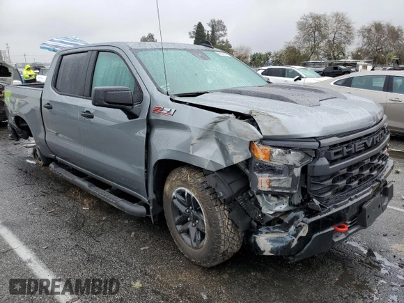 2024 Chevrolet Silverado 1500 Custom Trail Boss with VIN 3GCPDCEK4RG251868, listed as a Copart auction lot 43393145 with 7,472 mi miles and Salvage Title. Bid and sale history available at carsss.com. Image 4.