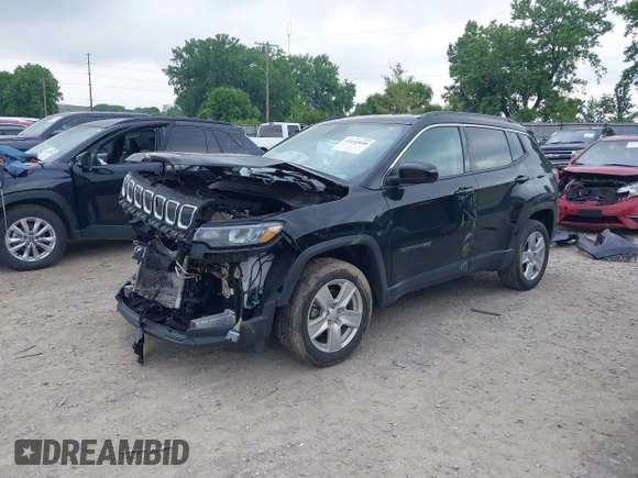 2022 Jeep Compass Latitude z VIN 3C4NJDBB3NT113332, wystawiony jako IAAI lot #42452658 z przebiegiem 43 430 mil mil oraz . Historia ofert i sprzedaży dostępna na DreamBid. Obrazek 2.