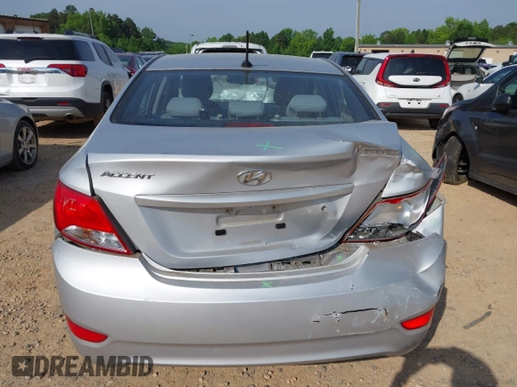 2016 Hyundai Accent SE z VIN KMHCT4AE9GU973351, wystawiony jako IAAI lot #42281546 z przebiegiem 111 130 mil mil oraz . Historia ofert i sprzedaży dostępna na DreamBid. Obrazek 16.