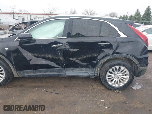 2024 Cadillac XT4 AWD Luxury with VIN 1GYFZBR41RF101697, listed as a IAAI auction lot 41971217 with 16,027 mi miles and . Bid and sale history available at carsss.com. Image 6.