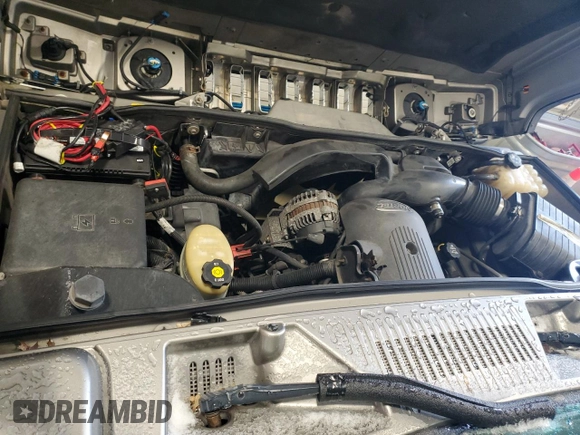 2003 Hummer H2 with VIN 5GRGN23U53H101713, listed as a Copart auction lot 85216034 with 189,549 mi miles and Non Repairable. Bid and sale history available at carsss.com. Image 13.