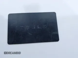 2022 Tesla Model 3 Long Range z VIN 5YJ3E1EB2NF183893, wystawiony jako IAAI lot #42130396 z przebiegiem 25 552 mil mil oraz . Historia ofert i sprzedaży dostępna na DreamBid. Obrazek 11.