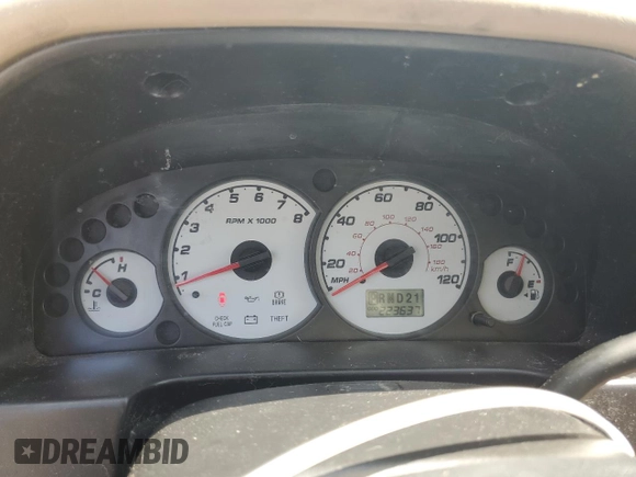 2004 Ford Escape XLT with VIN 1FMCU03134KB53192, listed as a Copart auction lot 62178075 with 223,637 mi miles and Salvage title. Bid and sale history available at DreamBid. Image 9.