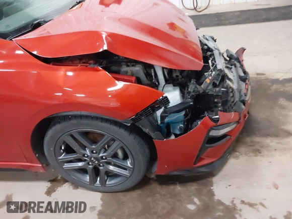 2020 Kia Forte GT-Line z VIN 3KPF34AD3LE206998, wystawiony jako IAAI lot #41913481 z przebiegiem 68 379 mil mil oraz . Historia ofert i sprzedaży dostępna na DreamBid. Obrazek 18.