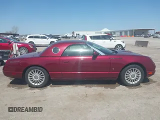 2004 Ford Thunderbird Deluxe with VIN 1FAHP60A34Y110452, listed as a IAAI auction lot 41847184 with 121,161 mi miles. Bid and sale history available at carsss.com. Image 13.
