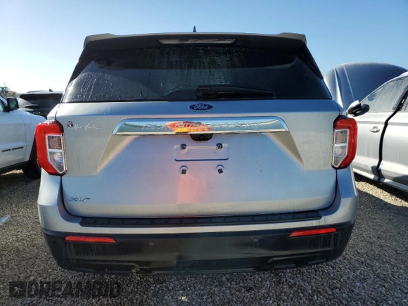 2024 Ford Explorer XLT with VIN 1FMSK7DHXRGA69368, listed as a Copart auction lot 49709375 with 0 mi miles and Non Repairable. Bid and sale history available at carsss.com. Image 6.