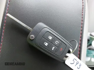 2013 Chevrolet Equinox LTZ z VIN 2GNFLGEK8D6257206, wystawiony jako IAAI lot #42009426 z przebiegiem 111 823 mil mil oraz . Historia ofert i sprzedaży dostępna na DreamBid. Obrazek 11.