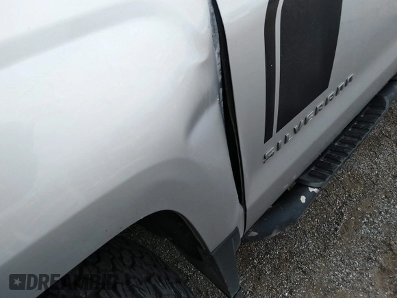 2017 Chevrolet Silverado 1500 Custom with VIN 1GCVKPEC3HZ275364, listed as a IAAI auction lot 41065065 with 102,445 mi miles. Bid and sale history available at carsss.com. Image 19.