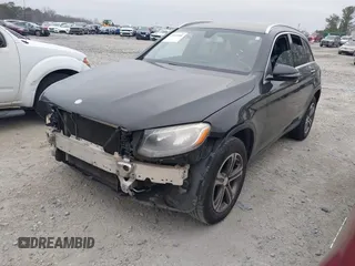 2016 Mercedes-Benz GLC with VIN WDC0G4JB6GF089397, listed as a IAAI auction lot 41505988 with 182,447 mi miles. Bid and sale history available at carsss.com. Image 18.
