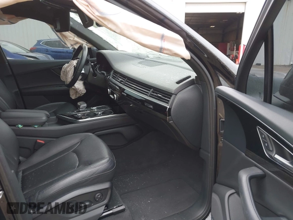 2018 Audi Q7 Prestige with VIN WA1VAAF79JD049196, listed as a IAAI auction lot 42307413 with 85,552 mi miles and . Bid and sale history available at DreamBid. Image 5.