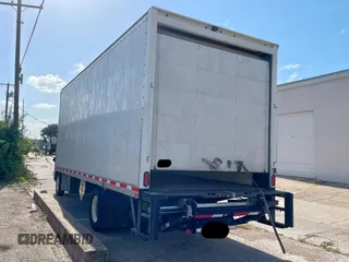 2019 Isuzu NRR IBT с VIN JALE5W166K7302740, выставлен на аукционе Copart как лот 62222345 с пробегом 155 476 миль миль и Чистый • Clean title. История ставок и продаж доступна на DreamBid. Изображение 3.