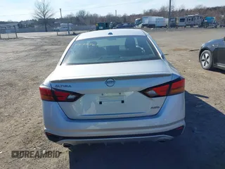 2025 Nissan Altima SV with VIN 1N4BL4DW9SN361566, listed as a IAAI auction lot 41675964 with 1,070 mi miles and . Bid and sale history available at DreamBid. Image 16.