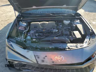 2025 Toyota Camry LE z VIN 4T1DAACK0SU539680, wystawiony jako Copart lot #42923805 z przebiegiem 7 571 mil mil oraz Szkoda całkowita • Salvage title. Historia ofert i sprzedaży dostępna na DreamBid. Obrazek 11.