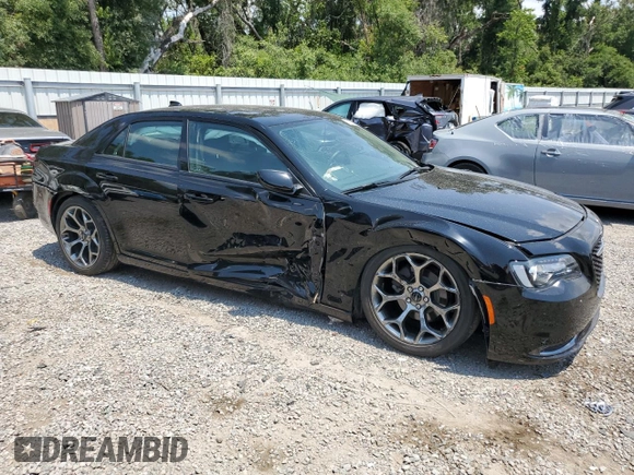 2018 Chrysler 300 Touring z VIN 2C3CCAAG9JH341047, wystawiony jako Copart lot #55899205 z przebiegiem 24 658 mil mil oraz Szkoda całkowita • Salvage title. Historia ofert i sprzedaży dostępna na DreamBid. Obrazek 4.