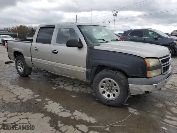 2006 Chevrolet Silverado 1500 LS with VIN 2GCEK13V061349279, listed as a Copart auction lot 81117774 with 0 mi miles and Salvage Title. Bid and sale history available at carsss.com. Image 4.