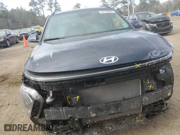 2025 Hyundai Kona SEL with VIN KM8HB3AB6SU214254, listed as a Copart auction lot 45133055 with 1,520 mi miles and Salvage Title. Bid and sale history available at carsss.com. Image 5.