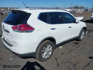 2016 Nissan Rogue S with VIN KNMAT2MV7GP736514, listed as a IAAI auction lot 41901246 with 80,732 mi miles. Bid and sale history available at carsss.com. Image 4.