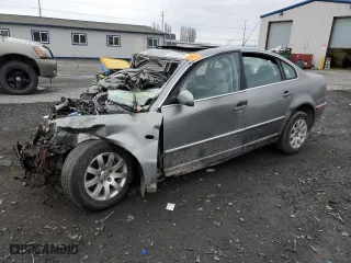 2003 Volkswagen Passat GLS with VIN WVWPD63B63P033986, listed as a Copart auction lot 43545515 with 0 mi miles and Salvage Title. Bid and sale history available at carsss.com. Image 1.