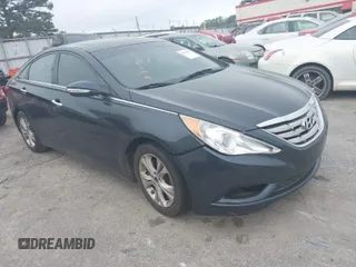 2011 Hyundai Sonata SE with VIN 5NPEC4AC2BH284055, listed as a IAAI auction lot 41921577 with 202,114 mi miles. Bid and sale history available at carsss.com. Image 1.