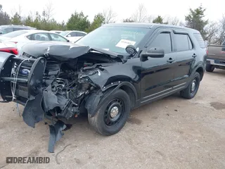 2015 Ford Utility Police Interceptor with VIN 1FM5K8AR8FGA70482, listed as a IAAI auction lot 41504037 with 1 mi miles. Bid and sale history available at carsss.com. Image 17.