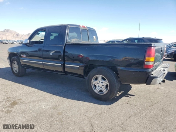 2000 Chevrolet Silverado 1500 LT with VIN 1GCEK19T3YE128282, listed as a Copart auction lot 44359805 with 153,728 mi miles and Salvage Title. Bid and sale history available at carsss.com. Image 2.