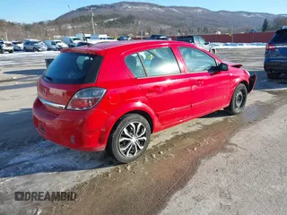 2008 Saturn Astra XE z VIN W08AR671885100219, wystawiony jako IAAI lot #41590614 z przebiegiem 138 083 mil mil oraz . Historia ofert i sprzedaży dostępna na DreamBid. Obrazek 4.
