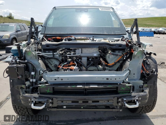 2025 Rivian R1S Adventure z VIN 7PDSGBBA2SN051004, wystawiony jako Copart lot #58999005 z przebiegiem 786 mil mil oraz Szkoda całkowita • Salvage title. Historia ofert i sprzedaży dostępna na DreamBid. Obrazek 5.