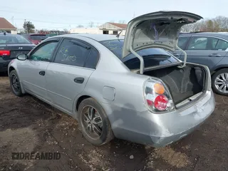 2004 Nissan Altima S with VIN 1N4AL11D74C140091, listed as a IAAI auction lot 41627388 with 999,999 mi miles. Bid and sale history available at carsss.com. Image 3.