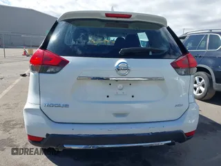 2017 Nissan Rogue SV with VIN KNMAT2MV9HP558445, listed as a IAAI auction lot 41637607 with 141,692 mi miles. Bid and sale history available at carsss.com. Image 17.