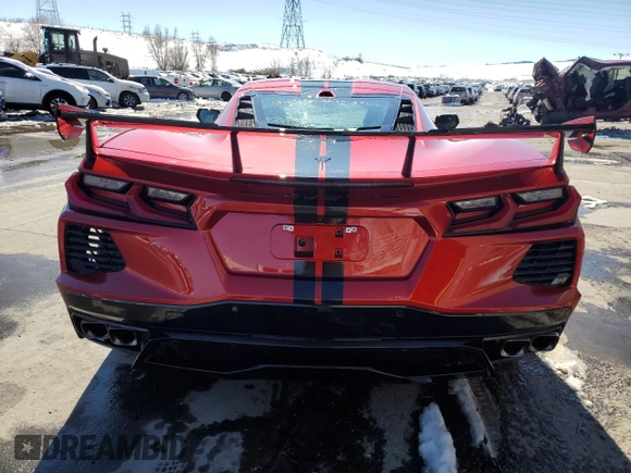2022 Chevrolet Corvette 3LT z VIN 1G1YC2D48N5112678, wystawiony jako Copart lot #46190125 z przebiegiem 1 518 mil mil oraz Szkoda całkowita • Salvage title. Historia ofert i sprzedaży dostępna na DreamBid. Obrazek 6.